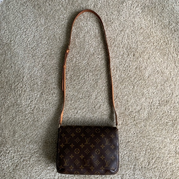 Louis Vuitton Tango Musette Long Strap - Picture 9 of 11
